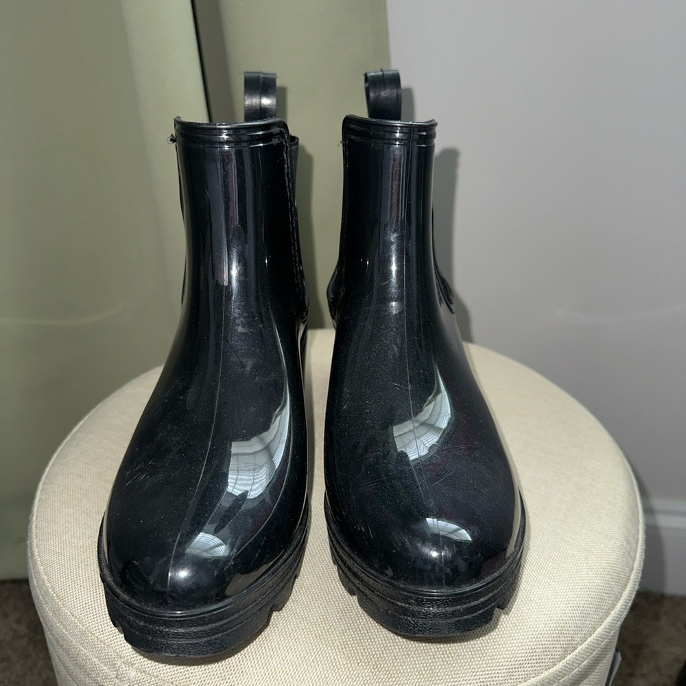 Black Ankle Rain Boots